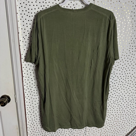 Lululemon Athletica Green Short Sleeve Tee - Picture 5 of 6